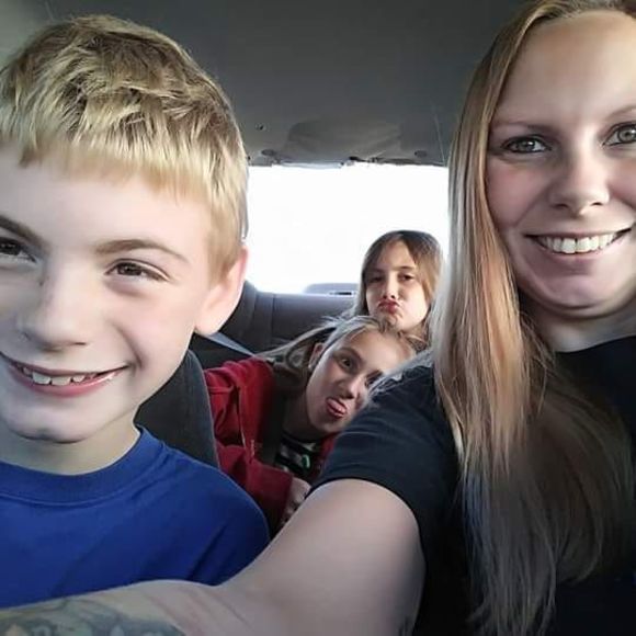 Meet your Posher, Chey - Picture 1 of 1